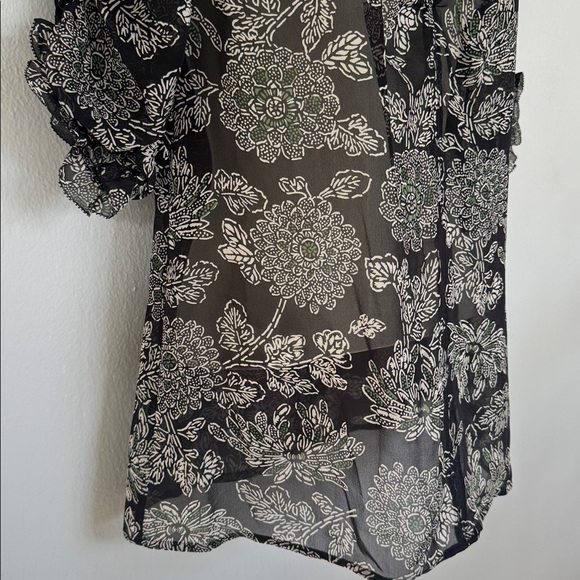 Veronica Beard Natuka black green sheer floral print ruffle trim blouse size 4 - Picture 6 of 16
